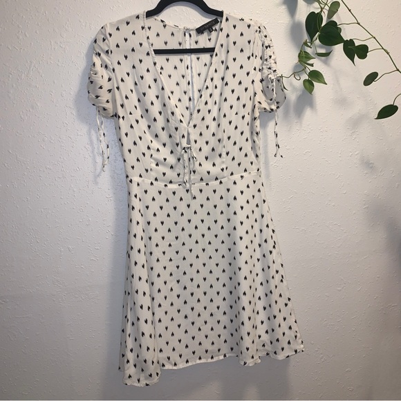 Simple Patterned Mini Dress with Ties and a Lining - Picture 1 of 7